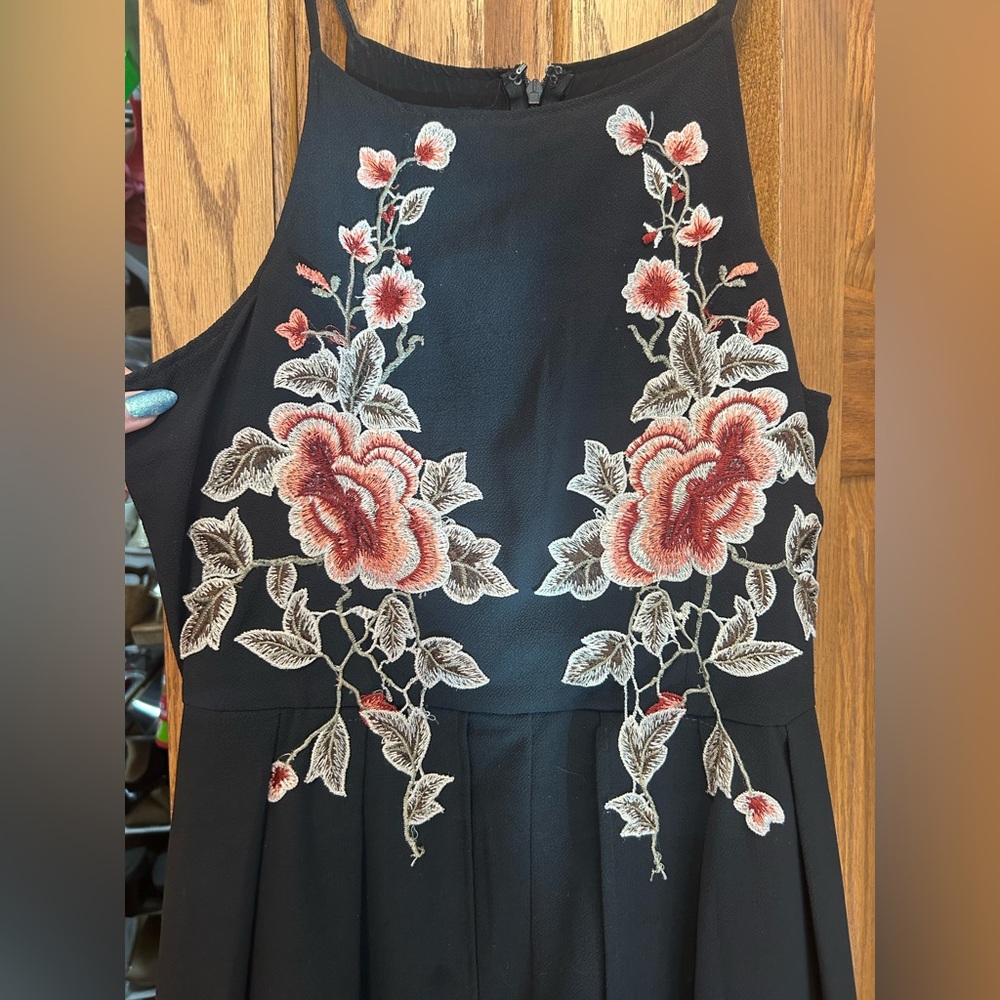 Francesca’s Floral Embroidered Black Romper